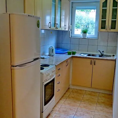 Val Apartman